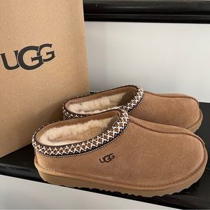 Brand New UGG Tasman Embroidered Slippers Chestnut NIB NWT 4Y